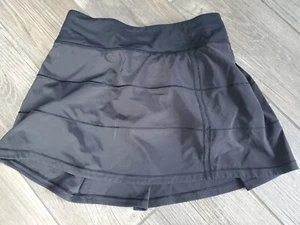 Lululemon Pace Rival Rock (normal) * 4-Wege-Stretch 13" schwarz Gr. 4 Tall - Bild 1 von 6