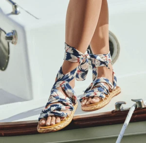 Robert Clergerie SIZE: 39 Sandals Isabela Raffia Natural Satin Printed Scarf Tie - Picture 1 of 5