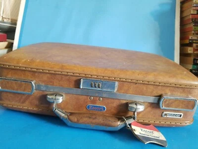 Vtg 60s American Tourister ESCORT Brown Hardside Luggage Suit.DOESNT OPEN.AS IS - Image 1 of 4