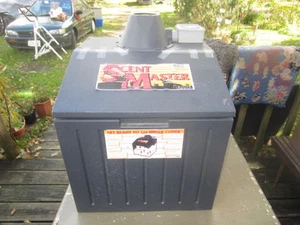 Knight Scent Master Hunting Clothes Boots Odor Eliminator  - Picture 1 of 9