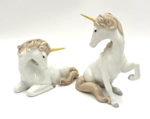 Kensington feines Porzellan 4" Einhorn Figuren von George gutes Set von 2 Vintage - Bild 1 von 10