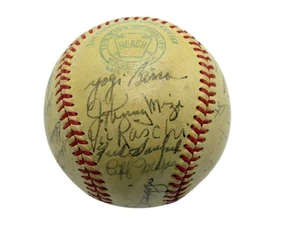 1949 Yankees OAL Equipo Firmado Béisbol (24) WS Campeón HOFer Berra/Mize/Rizzuto JSA - Imagen 1 de 7