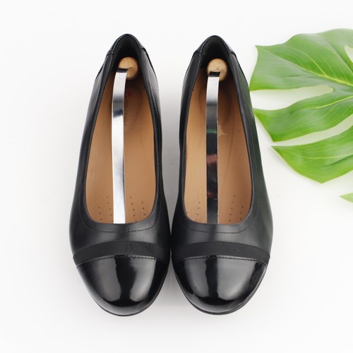 Scarpa Clarks donna Juliet Monte Ballet flat taglia 9 STRETTA pelle nera punta a cappuccio