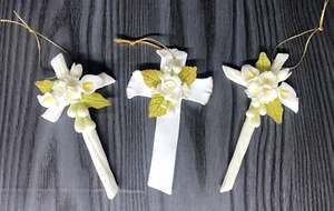 3 rosas italianas de bautizo de porcelana de cerámica de Pascua cruz católica lirio blanco - Imagen 1 de 3