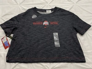 Nuovo con etichetta! T-shirt Ohio State Buckeyes Nike girocollo cropped vestibilità ampia junior taglia small - Foto 1 di 8