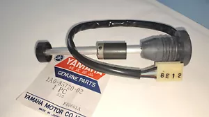 Yamaha RD 250/400 350 LC 1976-82 Oil Level Gauge 1A0-85720-02 NOS - Picture 1 of 5