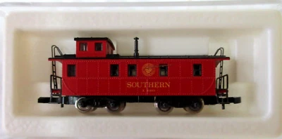 Z Scale Marklin Mini-Club 8679 Southern Caboose - Image 1 of 2