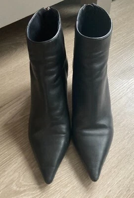 Botas de cuero negras Alexandre Birman con tacón de gatito talla 6,5 Foto 1 de 4