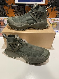 adidas hiking boots mens
