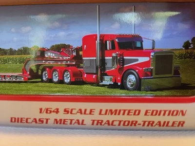 DCP  HAMMETT EXCAVATION Peterbilt 389 48” Flat Top W/ Fontaine Mag Lowboy - Image 1 of 4