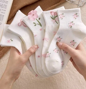 5 Pairs Women's White And Pink Floral & Bow Moisture Wicking Summer Socks 36-39 - Picture 1 of 6