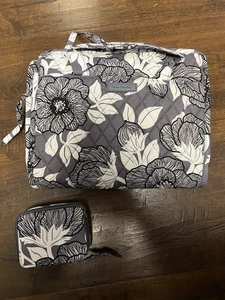 Vera Bradley Hanging Organizer And Pill Box - MOON SHADOW MEADOW -New with Tags - Picture 1 of 4