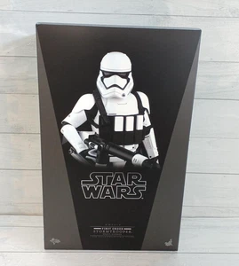 Hot Toys Star Wars First Order Stormtrooper Heavy Gunner 1/6 Figure MMS318 - Picture 1 of 4