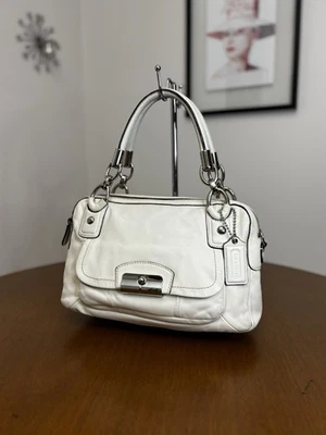 Cartera Coach Kristin de cuero blanco con doble cremallera F22304 Foto 1 de 4