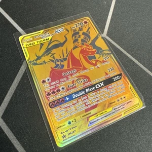 Reshiram & Charizard Promo SM247 - Picture 1 of 10