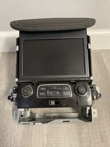 2018-19 Chevy IMPALA CONTROL PANEL W-SCREEN, 84429869 OEM - Picture 1 of 8