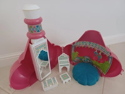 Vintage I Dream Of Jeannie Playset Remco Toys With Accessories Tv Classic Genie - Image 1 of 4