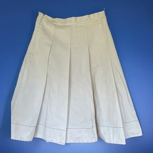 Women’s Prada Size 42 Pleated Skirt - Picture 1 of 13