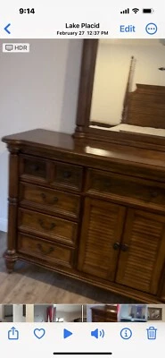 6 Pcs. SUPER KING SOLID WOOD BEDROOM SET 2 Nightstands 2 Chest Drawers 1 Dresser - Image 1 of 4