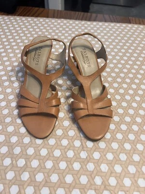 Talbots Mujer 3” Tacones Tannish Talla 7AA Foto 1 de 4