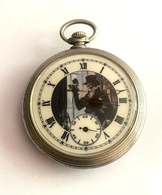 Antiguo Reloj Bolsillo Mecánico Memento Mori Calaveras Esqueleto Escena Metal Dorado Foto 1 de 4