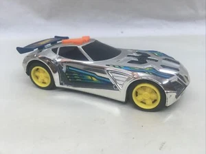 2015 Hot Wheels Edge Glow Cruiser: Nerve Hammer Car With Light & Sounds - Picture 1 of 7