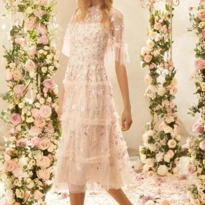 Maxi Vestido Bailarina NEEDLE & THREAD Champagne Martha Ditsy EE. UU. 12 UE 44 NUEVO CON ETIQUETAS Foto 1 de 4