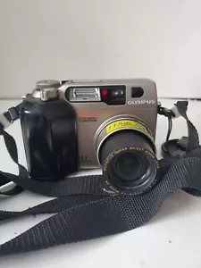 Olympus Camedia C-2040 Zoom 2.1mp Digital Camera Tested & Working - Picture 1 of 14