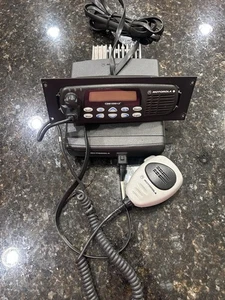 Motorola CDM1550-LS+ 42-50 MHZ Remote Mobile Radio - Picture 1 of 5