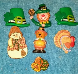 Collection Of Holiday Pins - Picture 1 of 2