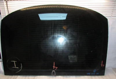 2006-2011 MERCEDES BENZ CLS500 CLS550 后挡风玻璃原始设备制造商 — 第 1/4 张图片