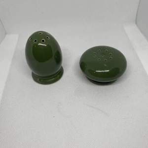 Salero pimentero de cerámica Red Wing de colección alto corto aguacate fresco - Imagen 1 de 7