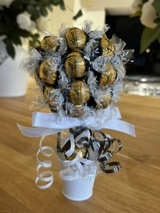 Lindt Dunkle Schokolade Mini Neuheit Sweet Tree. Tolles Geschenk. - Bild 1 von 4