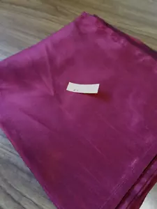 Set of 8 Holiday Wine Dinner Napkins - 20x20 - Washable, Polyester-Look NEW - Picture 1 of 4