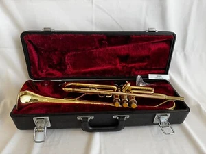 Trompeta YAMAHA YTR-2310 con estuche rígido instrumento musical - Imagen 1 de 8