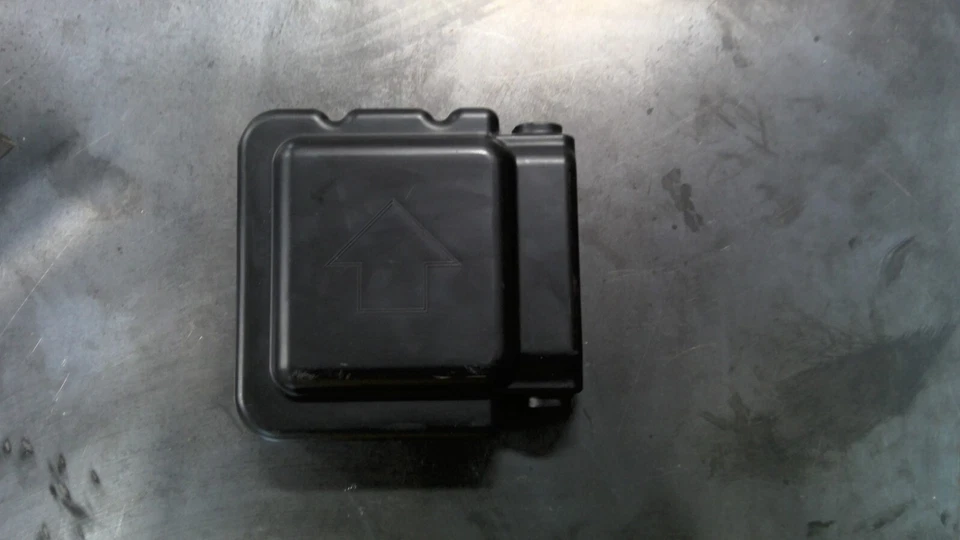 Ram 1500 2500 3500 4500 5500 2013-2018 cubierta del módulo de control de retención de ocupantes Foto 1 de 1