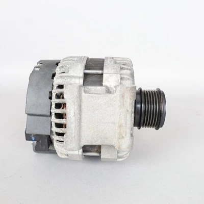 Alternador Audi A4 A5 2.0 150 amperios 2013-2016 06H903017T OEM usado Foto 1 de 4