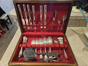 1847 Rogers Bros 50-Piece Silver Flatware Set: Service for 6: Wooden Box +extras - Picture 1 of 11