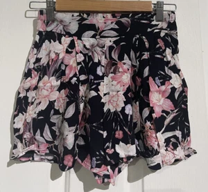 Forever New Womens Size 6 Floral Mini Flowy Short Elastic Waist Pockets - Picture 1 of 6