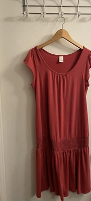 Old Navy Maternity Dress Women's Sz Medium M Beautiful Great - Image 1 of 4