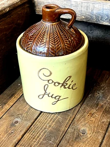 Vintage Monmouth ILL USA Cookie Jug Ceramic Stoneware Pottery Cookie Jar (10E) - Picture 1 of 7