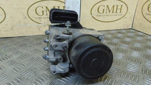 Lexus Is220d Series Abs Pump Modulator 44540-5304 Mk2 2.2 Diesel 2005-13B - Picture 1 of 4