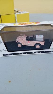 OFF 43 FIAT JEEP CAMPAGNOLA BABBO NATALE PROMOZIONALE  - COLORE ROSA - 1/43 - Immagine 1 di 4