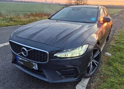Volvo V90 T8 R Hybrid Massage/Panorama/360°/HUD/Leder/ - Bild 1 von 4
