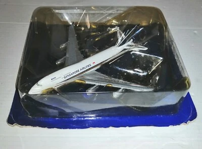 AEREI DI LINEA BOEING 747-400 SINGAPORE AIRLINES FABBRI SCALA 1/460 - Immagine 1 di 2