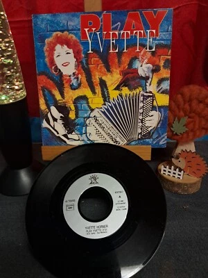 Yvette Horner Play Yvette 45T Vinyl 1990 - Photo 1/4