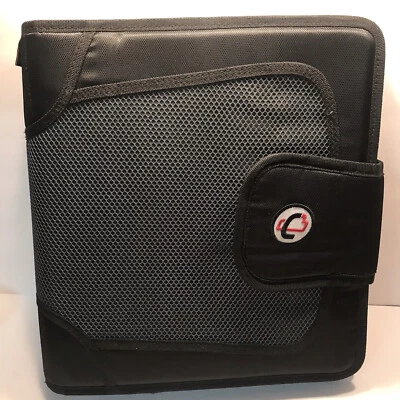 Carpeta de 3 anillas Case-it Mini Tab" con capacidad de 2" negra buen estado Foto 1 de 4