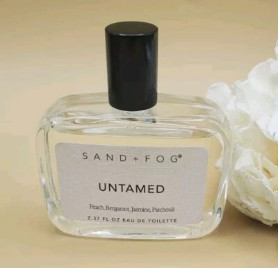 Sand + Fog Untamed Peach, Bergamota, Jazmín, Pachulí 2.37 fl Eau De Toilette Nuevo  Foto 1 de 3