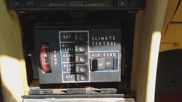 Controle de ar condicionado aquecedor 81 MERCEDES 380 - Imagem 1 de 1