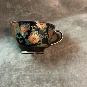 Tazza vintage nera crack porcellana nera design floreale giapponese stile Imari - Foto 1 di 5